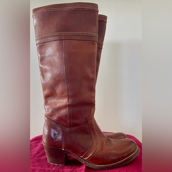 Frye Chestnut Leather Heeled Boots - Picture 3 of 6